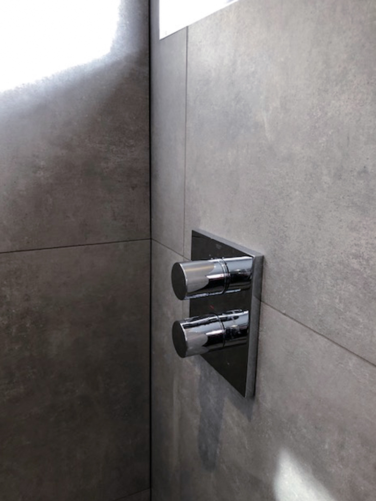 Badkamer_HenR_aannemersbedrijf_3b